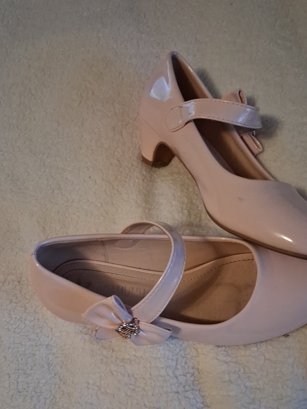 Girls Pink Patent Mary Jane Heels with Bow Accent